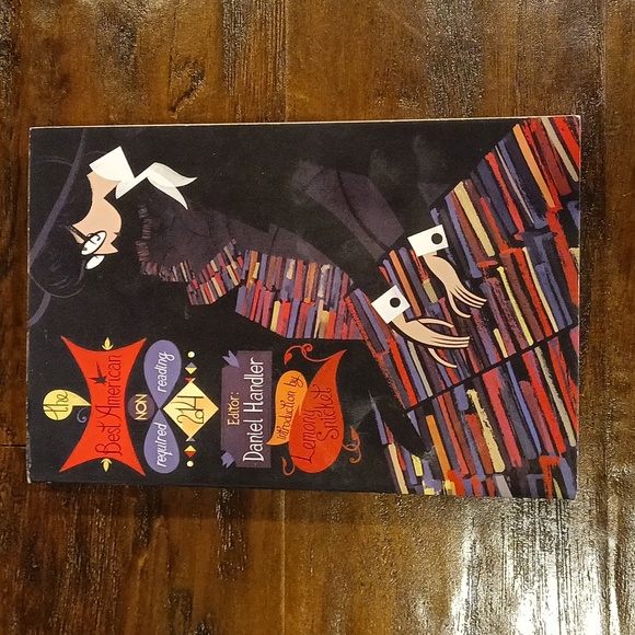 2 Books: Best American Non Required Reading 2014 | 6 Great Modern Short Novels - Picture 3 of 7